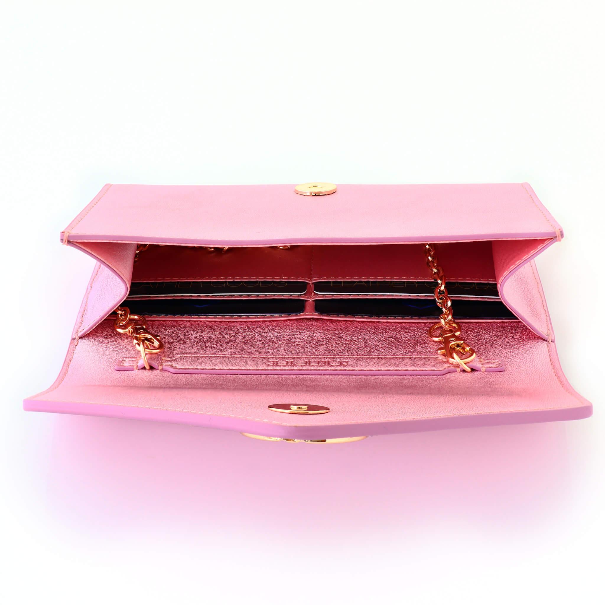 Малка дамска чанта - кросбоди - естествена кожа - Malin Pale Pink | COLDFIRE - COLDFIRE